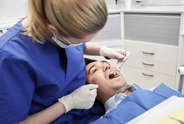 Removing Impacted Wisdom Teeth Through Oral Surgery